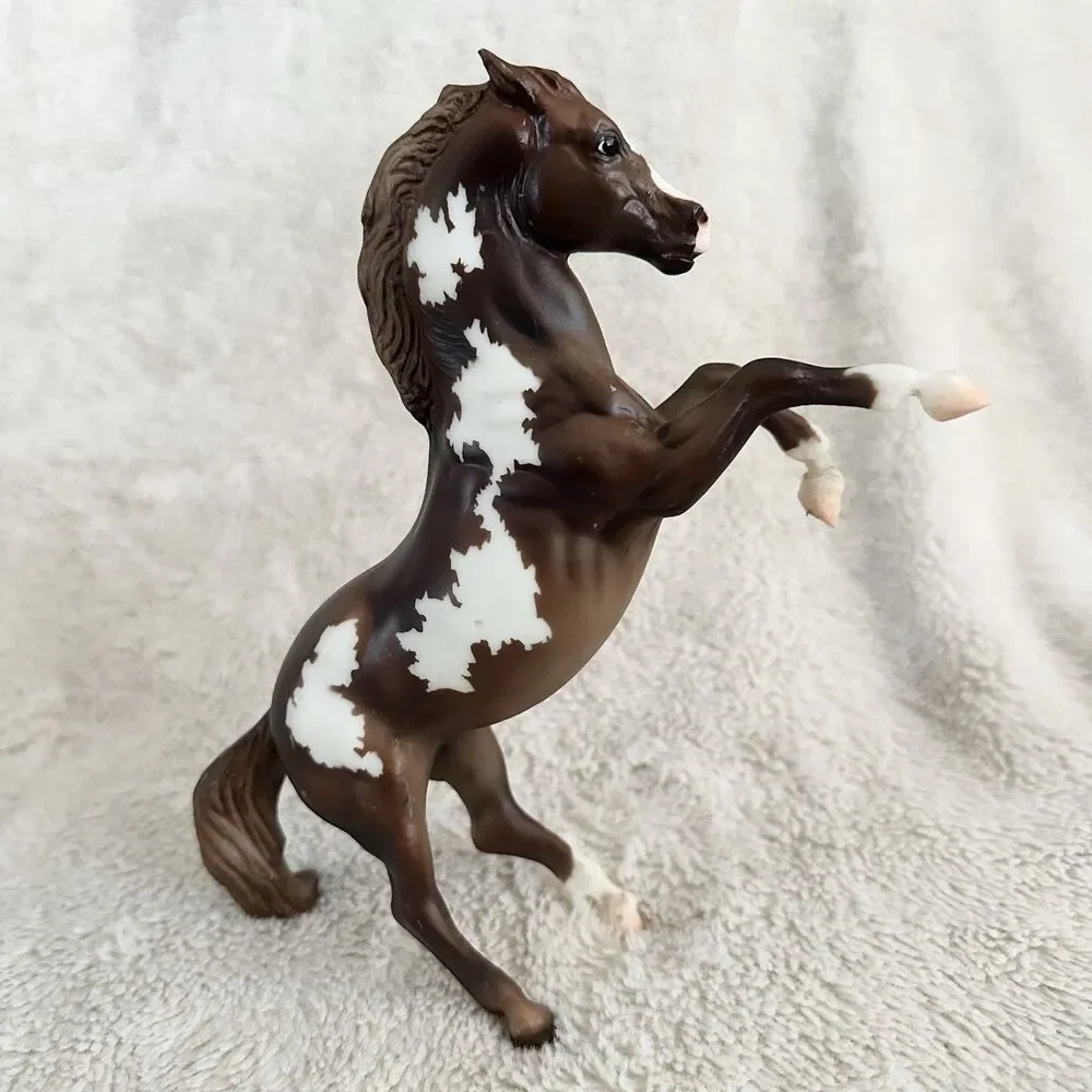 Breyer Rearing Stallion #7206 Classic Chestnut Pinto Target Exclusive 2007-2008